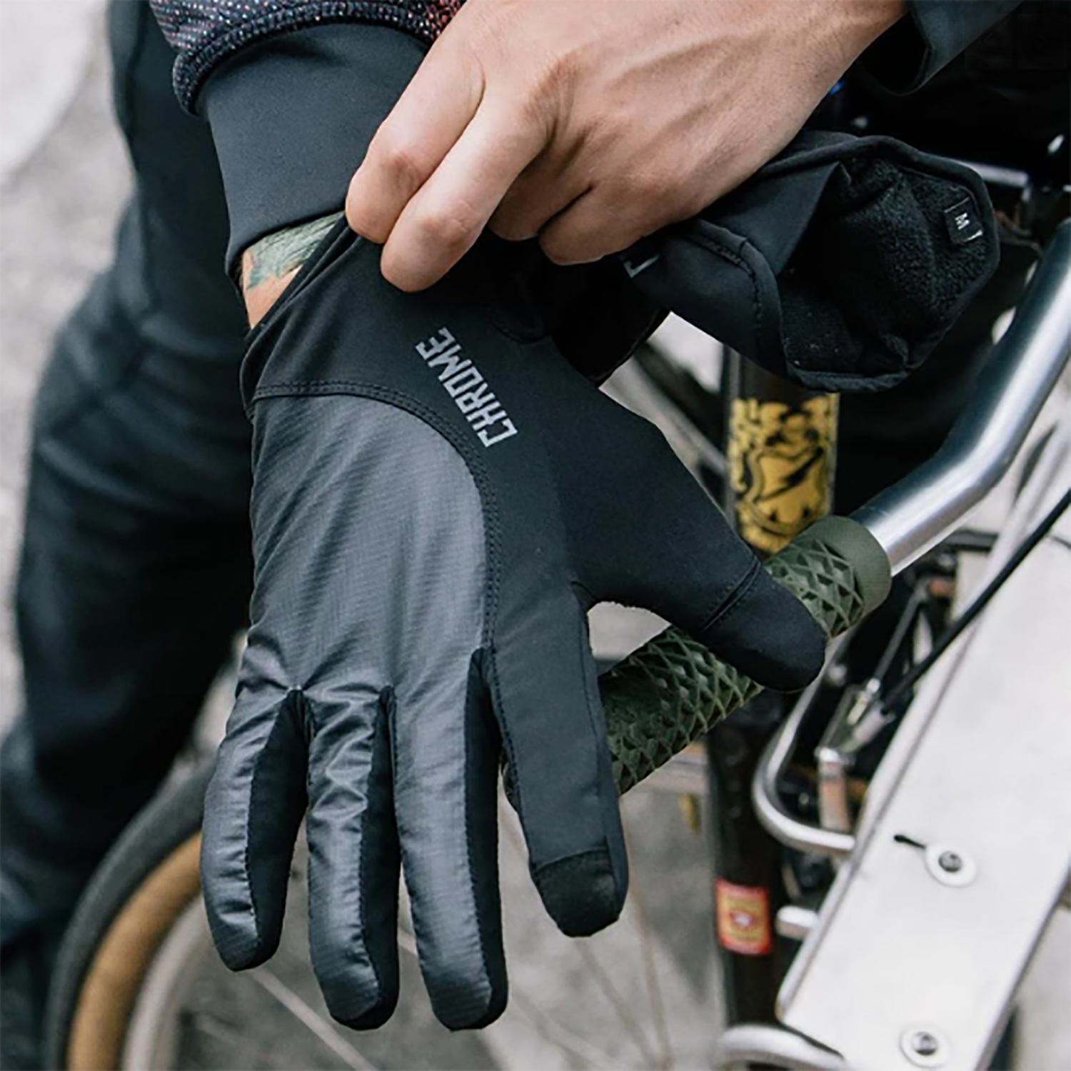 【CHROME】 MIDWEIGHT CYCLING GLOVES
